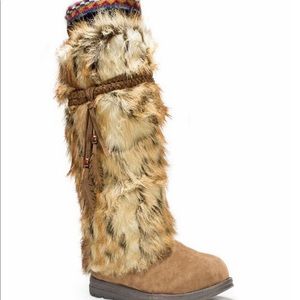 Muk Luk boots